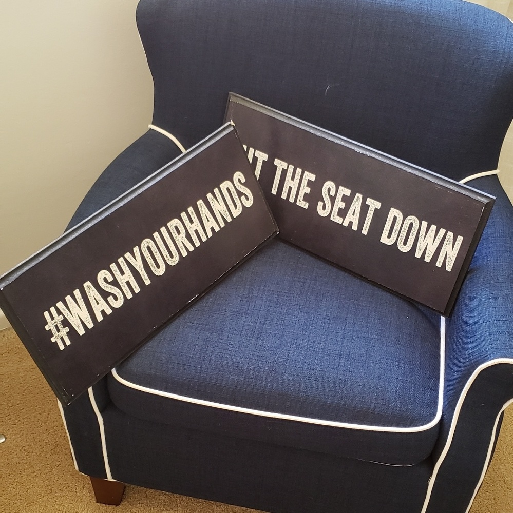 Bathroom wall art/ decor